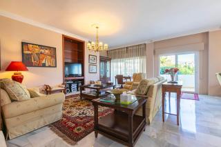 Stylish and spacious 3 bedroom apartment - Marbella - 7