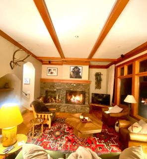 Luxury Villa at Stowe & Trapp with Exceptional Mountain Views & Resort Amenities - Stowe - 4