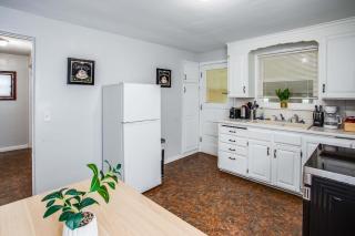 Comfortable Home In the Suburb close to Dwtn and Airpo - Rochester - 2