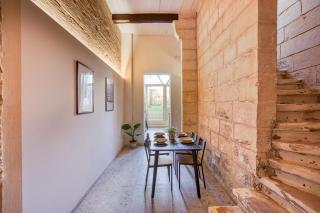 Beautifully Renovated 3BR Sliema Townhouse - Sliema - 2