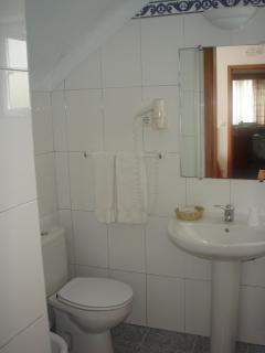 Hotel Residencial Ermida dos Remédios - Praia da Vitória - 2