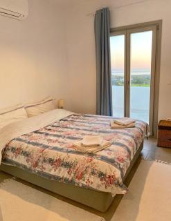 Lizzy's Escape Home - Kampos Paros - 4
