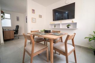Modern apartment minutes from the beach - 9