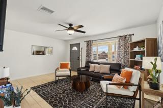 Desert Oasis Retreat Scottsdale Pet friendly - 2