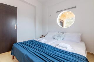 Sea View Villa Emmanuela, By IdealStay Experience - Paránimfoi - 7
