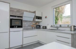 Beautiful Villa Miki with pool in Makarska - Makarska - 3