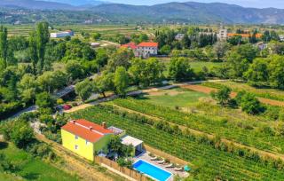 Beautiful Villa Vrljika with pool in Makarska - Grubine - 0
