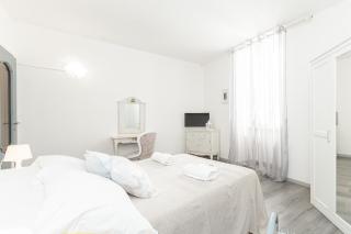 A Spiaggia, Seafront with the sand 10 steps away - Savona - 3