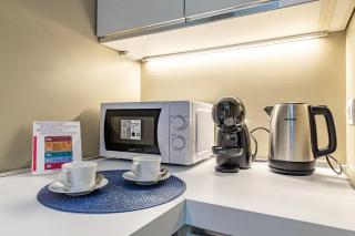 Il quadrato blu by Houset - 2