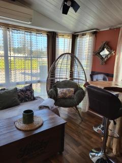 LE PETIT BONHEUR - 7