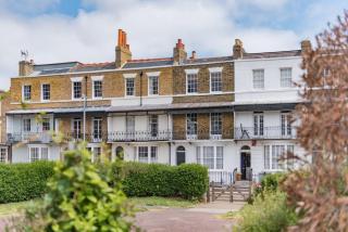 The Nomad House by Keepers Cottages - 1