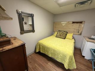 A Place to Stay Reservations Rooms - Bandera - 9