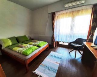 Szt Kristóf Bed and Breakfast - 8