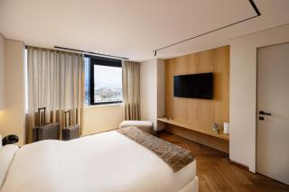 SkySuite42 - 6