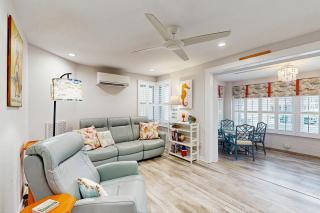 Town of Rehoboth Beach --- The Boxwood House - 21 Wilmington Ave #1E - Rehoboth Beach - 8