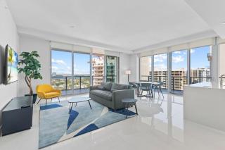 High Rise Ocean View Condo 2BR 2.5BA - 7