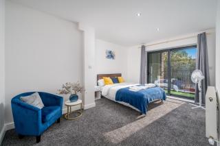2BR Near Canning Town Stn Balcony Central Location - Londra - 4