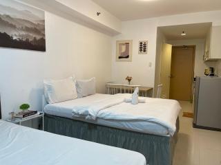 The Nook Stays at Sea Residences - Manila - 9