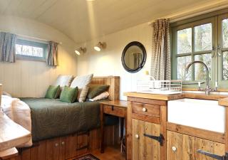 Seaside Shepherds Hut - Mundesley - 6