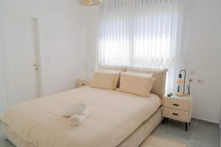 O&O Group - Sea Views & City Vibes on Sokolov - Bat Yam - 6