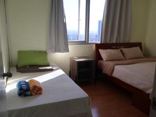Simple&Convience 1BR in BGC near hight street SM aura - Manila - 2
