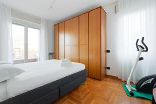 Milano- Lorenteggio Balcony Apartment - Milan - 2