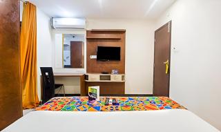 Glitz Hotels New Axis Internatinoal - Nr International Airport Mumbai - Mumbai - 6