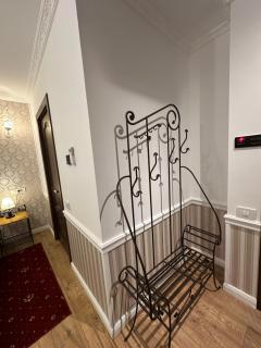 Hotel Boutique Cathedral Plaza Residences room for rent downtown - 3