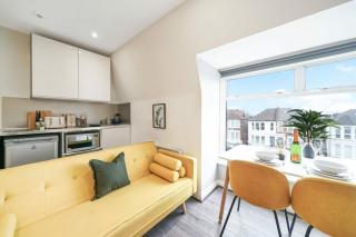 Spacious Studio Apartment in Green Lanes - London - 9