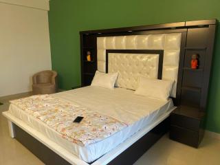 Kayra Gurudham - Varanasi - 2