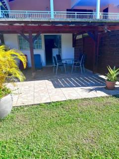 Appartement confortable à Lamentin 60 m² avec jardin - 1