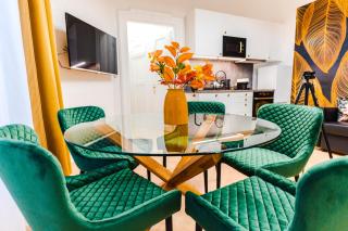 2 bedrooms and living room Your modern home in Budapest - 4