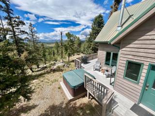 Warm Mountain Escape Secluded Peaceful Hot Tub - 4