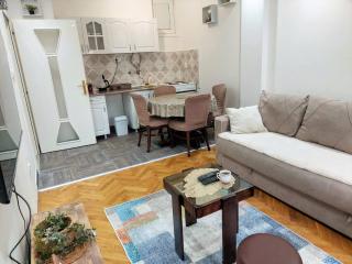 Stan na dan Alexa sa free parkingom - 2