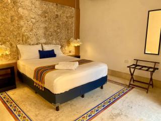 Casa Tiago Downtown by LAHOS - Mérida - 9