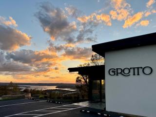 Grotto Resort - Branson - 9