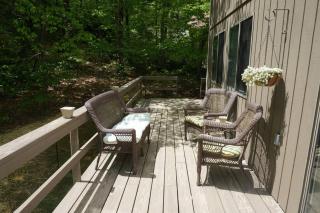 6BD 3BA - Mount Snow VT - Ski-Back Trail - Shuttle - Dover - 6