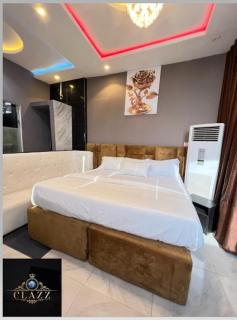 CLAZZ Hotel & Lounge - Lagos - 1
