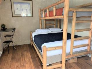 Native Spirit Cabin at Base Camp - Dumont - 2