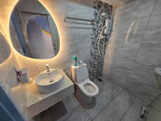 StarSuiteAC at Arte Cheras with Soundproof Karaoke, Billiard, Air-Hockey - 5