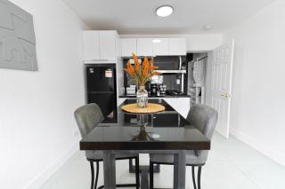 Miami Getaway Pet Friendly Free Parking - Miami Gardens - 7