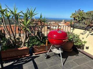 Fantastic Large House with Beautiful Roof Terraces - Cuglieri - 0