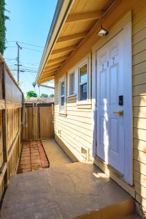 Comfortable Home Near LA with Full Kitchen & Laundry - Alhambra - 4