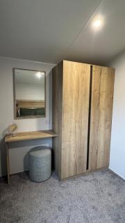 Modern Caravan 2 Bedrooms Sleeps 6 near Weymouth - 4