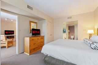 Luxury Resort Stay with Pool Jacuzzi and Balcony - Edgar - 4