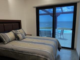 Forever Sunsets Beachfront Tranquility - San Diego - 1