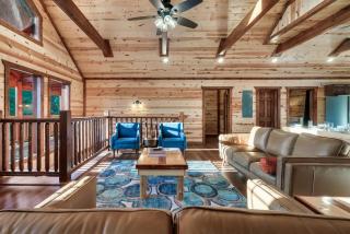 Grace Lodge, Game Room, Hot tub, indoor pool, sleeps 23 - Sevierville - 7