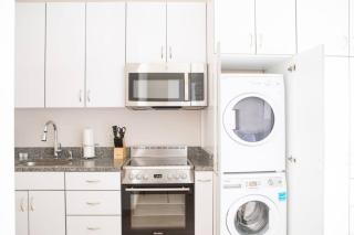 Flexhome East Side Studio R4 - Near Brady and Fiserv with Balcony - Milwaukee - 3