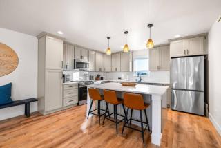 New construction in 2025, Ocean View, Hot Tub, Arcade, Sleeps 20 - 4
