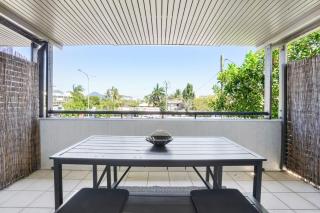 SeaBreeze City Loft- 2km to Centre. 4km to Airport - Cairns North - 5